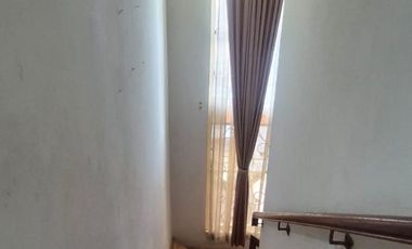 Disewakan Rumah Cozy dan Sangat Strategis Raffles Hills Cibubur