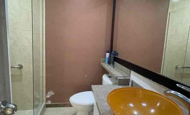 se vende casa de  1 piso en el castillo