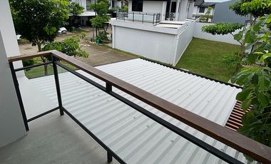 Rumah Rapi Baru Renovasi Siap Huni di Cluster Cendana Icon Lippo Karawaci Utara Akses Tol Tangerang - Jakarta Terdekat