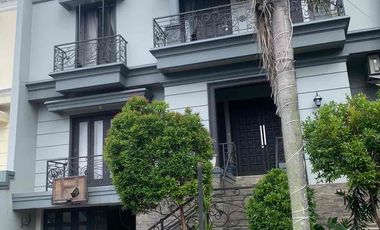 townhouse. super. terjangkau.  dekat citos.      hrg.  super. obral