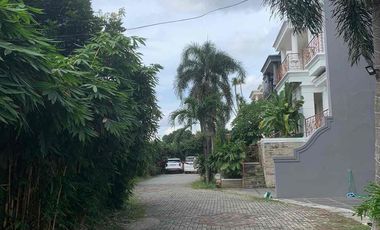 townhouse. super. terjangkau.  dekat citos.      hrg.  super. obral