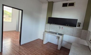 Departamento en Alquiler en la Alborada, 2 Habitaciones, 1 Baño, Parqueo, Norte de Guayaquil.