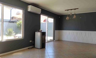 Cómoda casa en Valles del Country Talca