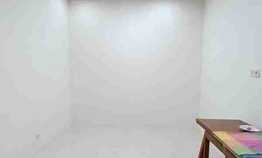 Disewakan Strategis & Nyaman, Rumah Tinggal + Kantor 2 Lantai Siap Huni & Semi Furnished, Sinduharjo, Ngaglik, Sleman