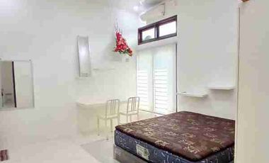 Disewakan Strategis & Nyaman, Rumah Tinggal + Kantor 2 Lantai Siap Huni & Semi Furnished, Sinduharjo, Ngaglik, Sleman