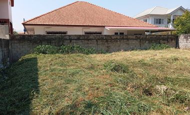 Land for Sale Near the Beach – Prime Location on Naeb Kehardt Road, Hua Hin. Rare Small Plot, Ideal for a Holiday Home