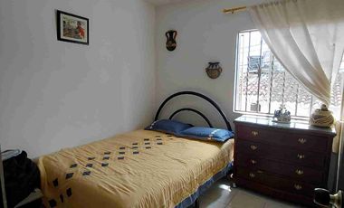 VENDO FLORIDABLANCA CASA  PEATONAL  4 ALCOBAS BARRIO SAN BERNARDO.