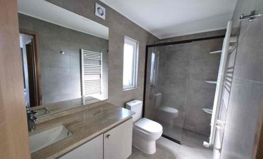 SE ARRIENDA CASA CONDOMINIO PARQUE ANTUMALAL