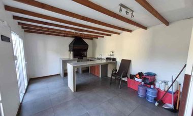 SE ARRIENDA CASA CONDOMINIO PARQUE ANTUMALAL