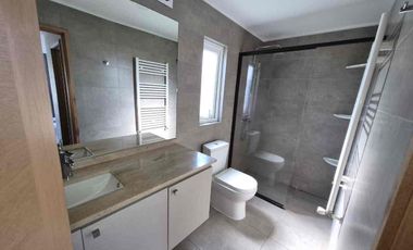 SE ARRIENDA CASA CONDOMINIO PARQUE ANTUMALAL