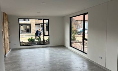 ARRIENDO ESTRENAR ESPECTACULAR CASA ANTIGUA EN SAN ANTONIO DEL BEJUCAL CUN DINAMARCA COLOMBIA.