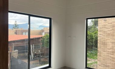 ARRIENDO ESTRENAR ESPECTACULAR CASA ANTIGUA EN SAN ANTONIO DEL BEJUCAL CUN DINAMARCA COLOMBIA.