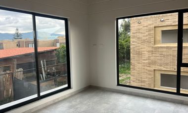 ARRIENDO ESTRENAR ESPECTACULAR CASA ANTIGUA EN SAN ANTONIO DEL BEJUCAL CUN DINAMARCA COLOMBIA.