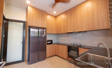 High Class Amongst Nature - Three Bedroom Contemporary Villa