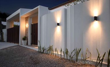 High Class Amongst Nature - Three Bedroom Contemporary Villa