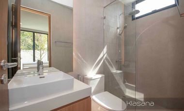 High Class Amongst Nature - Three Bedroom Contemporary Villa