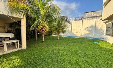 Casa en Venta. Olinalá Princesa, Granjas del Marqués