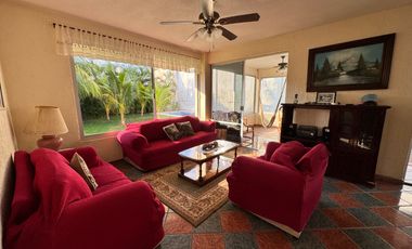 Casa en Venta. Olinalá Princesa, Granjas del Marqués