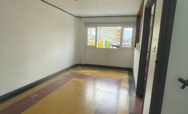 ARRIENDO CASA LOCAL SECTOR GUANTEROS ENVIGADO