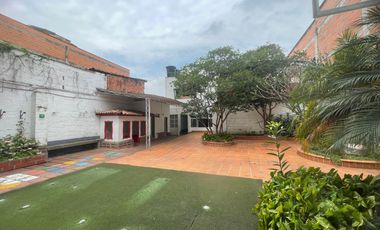 ARRIENDO CASA LOCAL SECTOR GUANTEROS ENVIGADO