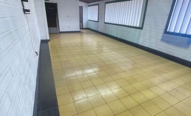 ARRIENDO CASA LOCAL SECTOR GUANTEROS ENVIGADO