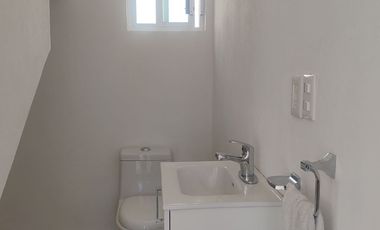 CASA EN VENTA EN ARBOLEDAS DE LOMA BELLA