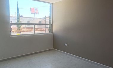 CASA EN VENTA EN ARBOLEDAS DE LOMA BELLA