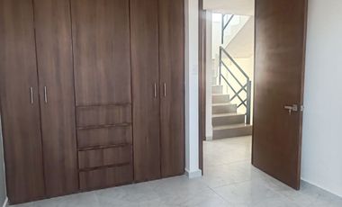 CASA EN VENTA EN ARBOLEDAS DE LOMA BELLA