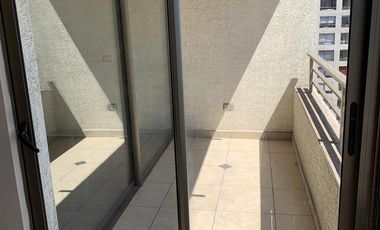 AMPLIO Y LUMINOSO DEPARTAMENTO EN ARRIENDO 1D/1B