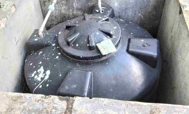 Disewakan Rumah modern 2 lt, Permata Indah Holis,akses Tol 5mnt, strategis, cocok hunian atau kantor, salon, pre wedding, dll