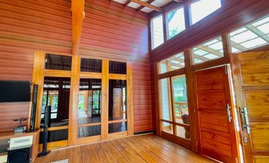 Dijual Rumah Villa Mewah 3392 m2 + Kolam di Daerah Dingin Purwakarta