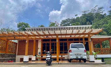 Dijual Rumah Villa Mewah 3392 m2 + Kolam di Daerah Dingin Purwakarta