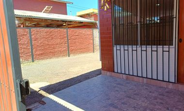 A pasos de pueblo del Monte