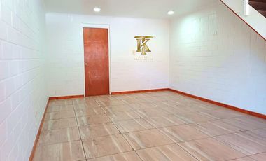 A pasos de pueblo del Monte