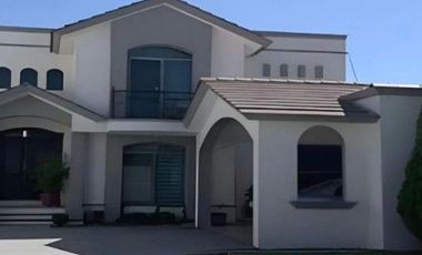 SE VENDE HERMOSA CASA EN COAHUILA OPORTUNIDAD DE INVERSIÓN