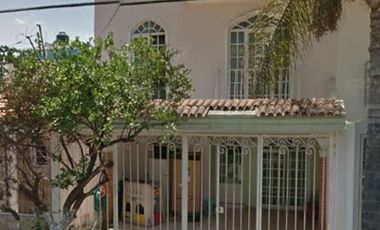 VENTA DE CASA UBICADA EN HACIENDA LA QUEMADA GUADALAJARA JALISCO