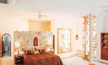 Luxury Beachfront Home in Playacar Phase 1 – Ocean View