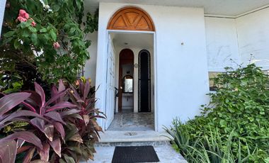 Casa en Venta en Zona Exclusiva | Granjas del Marqués, Acapulco