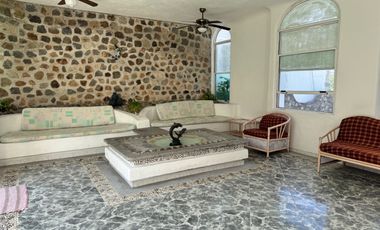 Casa en Venta en Zona Exclusiva | Granjas del Marqués, Acapulco