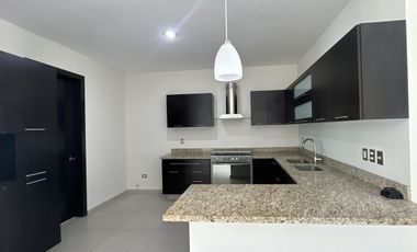 Casa en Renta, Solares Althea Coto 11