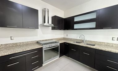 Casa en Renta, Solares Althea Coto 11