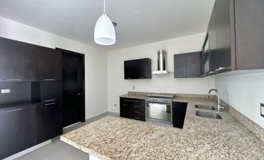 Casa en Renta, Solares Althea Coto 11