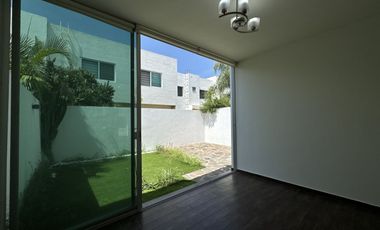 Casa en Renta, Solares Althea Coto 11