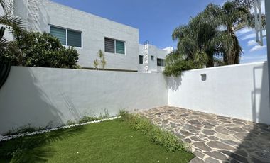 Casa en Renta, Solares Althea Coto 11