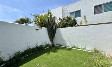 Casa en Renta, Solares Althea Coto 11