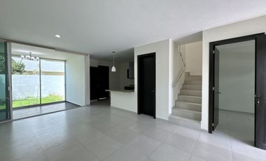 Casa en Renta, Solares Althea Coto 11