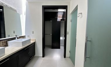 Casa en Renta, Solares Althea Coto 11