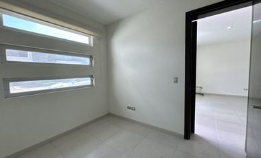 Casa en Renta, Solares Althea Coto 11