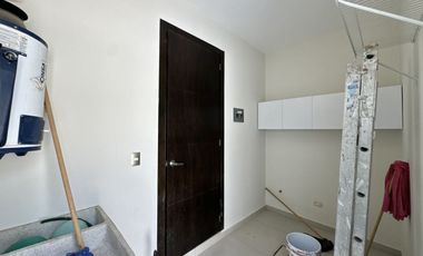 Casa en Renta, Solares Althea Coto 11