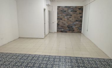 RENTA LOCAL COMERCIAL EN CARRETERA NACIONAL EL URO